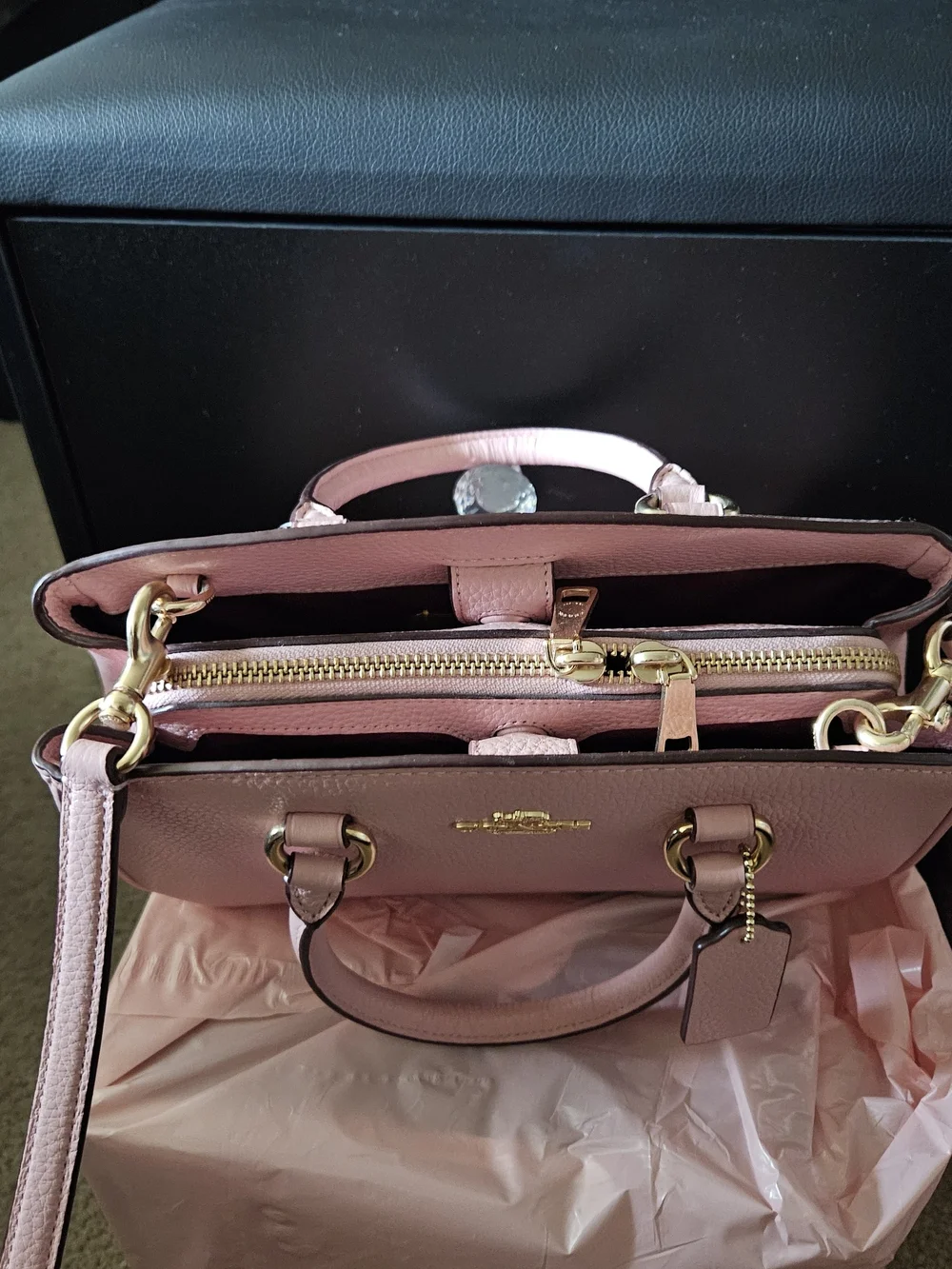 Coach Savannah Small Carryall bag in powder pink